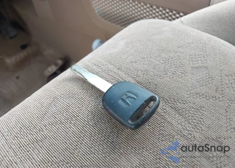 2004 Honda Pilot Lx from USA, damaged, VIN 2HKYF181X4H539819